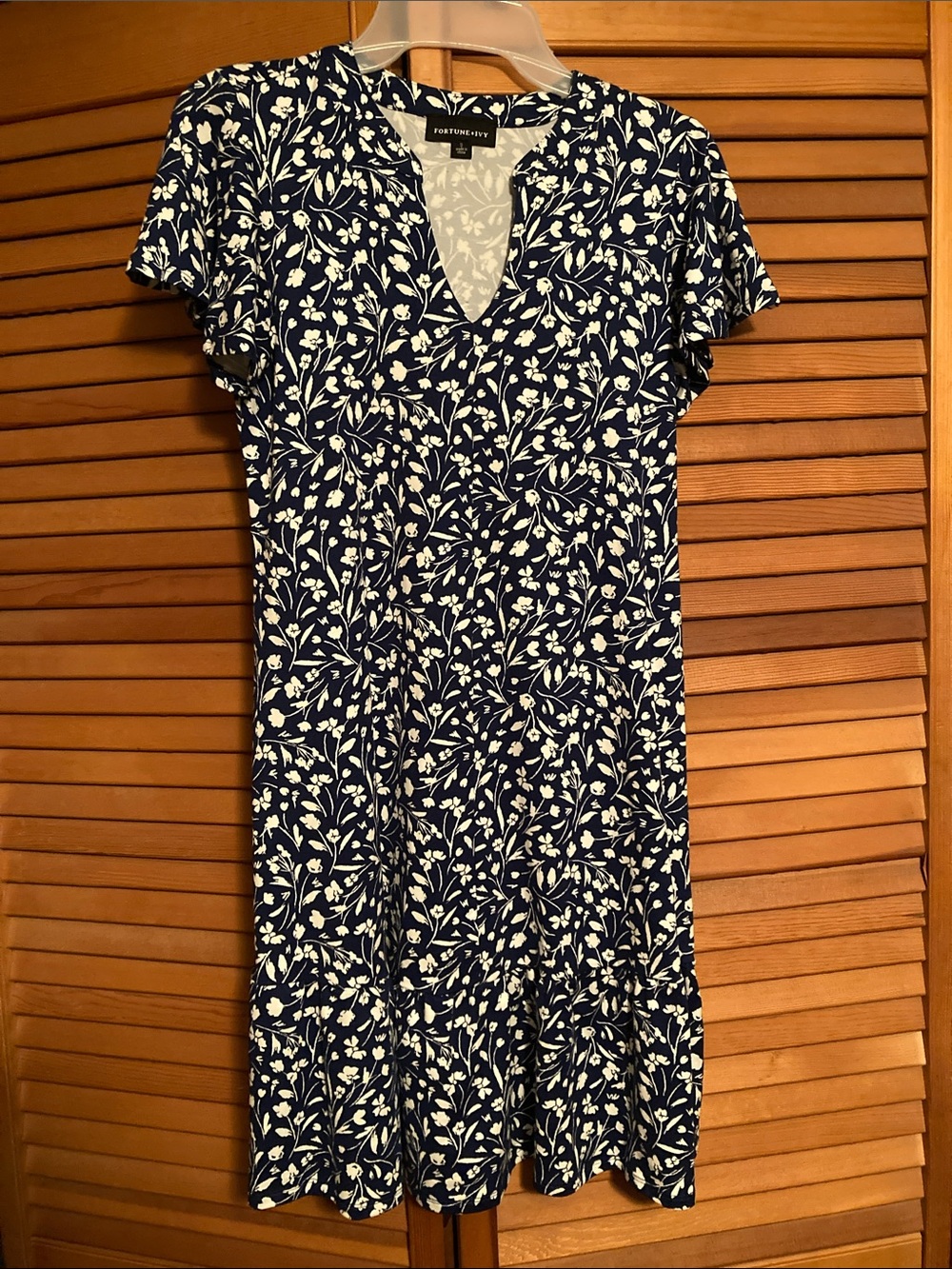 Fortune+Ivy Navy and White Floral Midi Dress